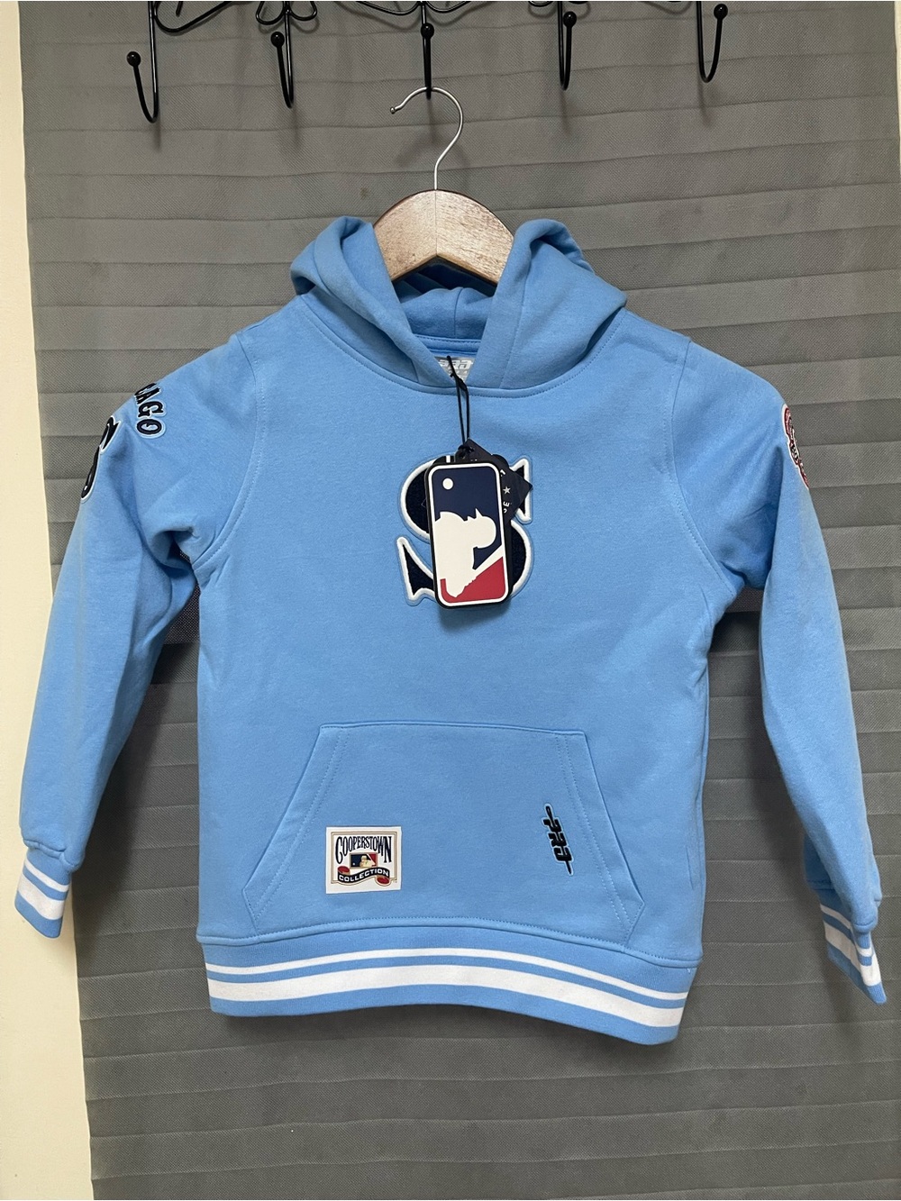 Pro Standard Chicago White Sox Boys Light Blue Retro Classics Hoodie size 6